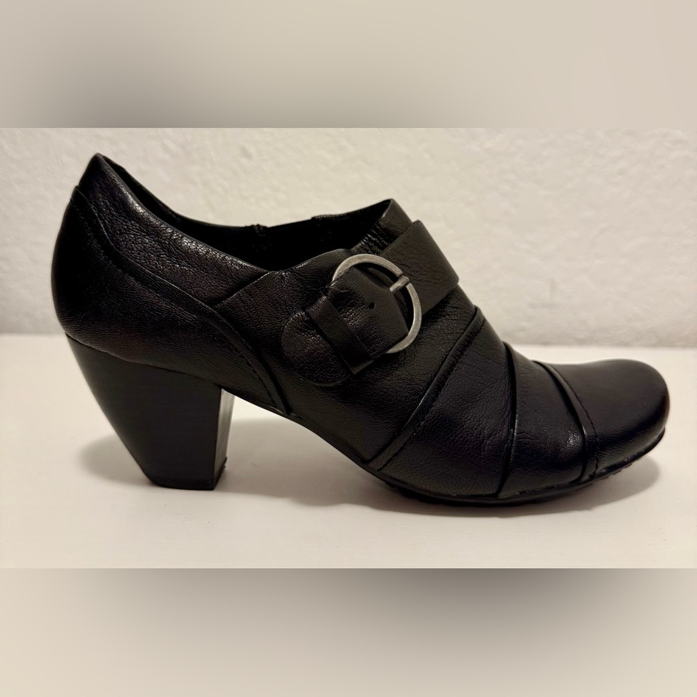 Witchy Black leather Women's Heeled Shoes - Picture 13 of 16